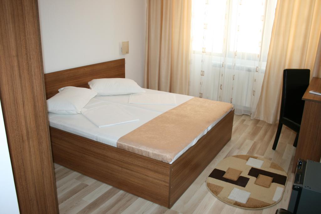 Hotel Mihaela Mamaia Exterior foto